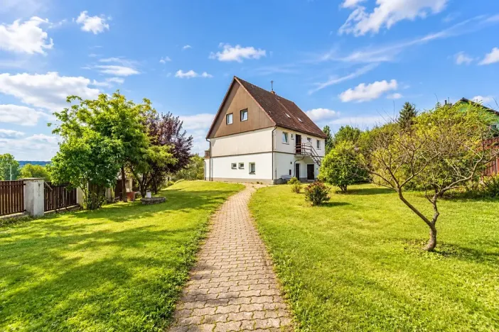 Prodej rodinného domu, Seč, Sídl. 9. května, 294 m2