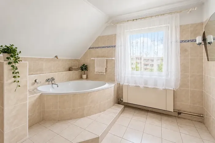 Prodej rodinného domu, Seč, Sídl. 9. května, 294 m2