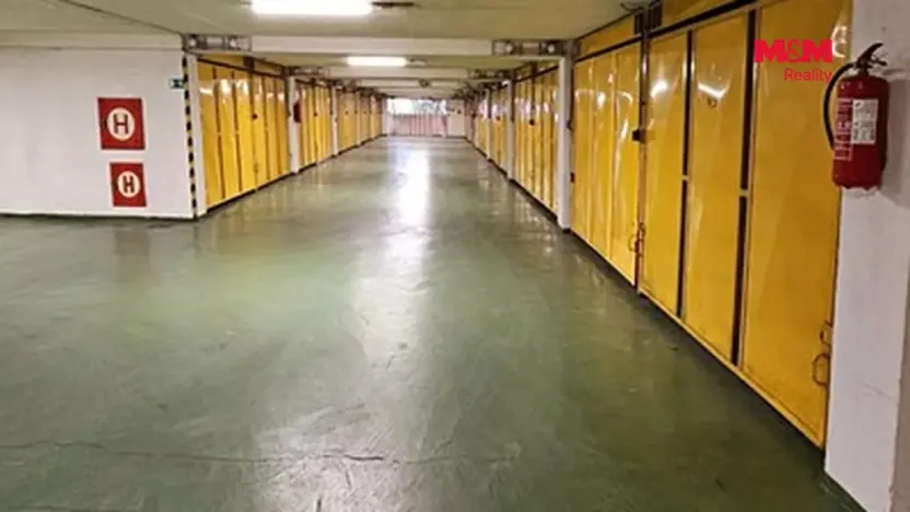 Prodej garáže, Praha, Chelčického, 18 m2