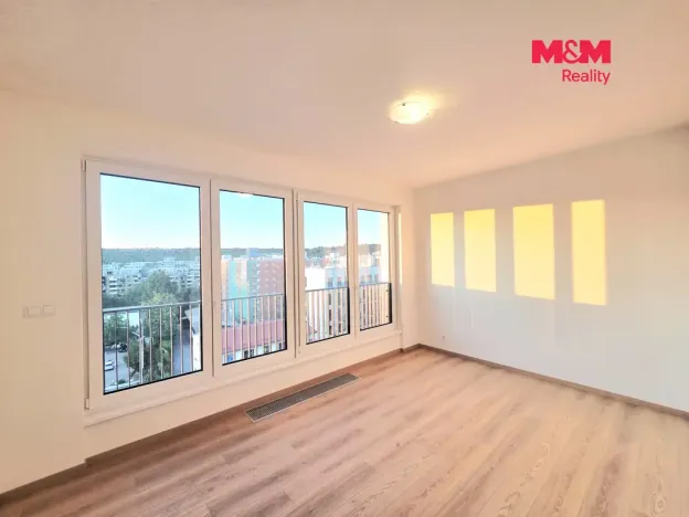 Pronájem bytu 2+kk, Praha, Poděbradská, 67 m2