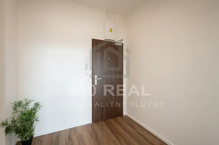 Pronájem bytu 2+kk, Pardubice, třída Míru, 54 m2