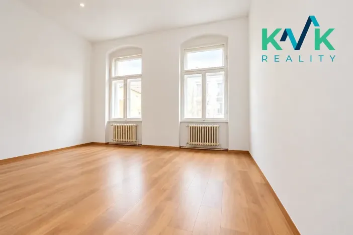 Prodej bytu 2+1, Karlovy Vary, Zámecký vrch, 72 m2