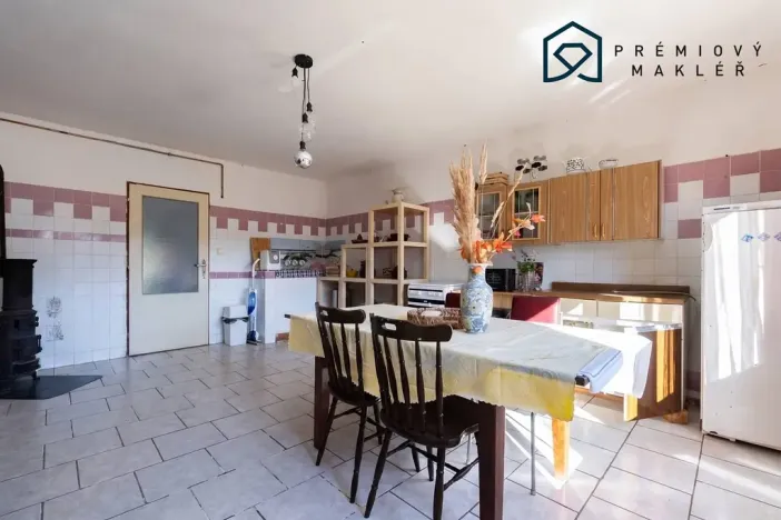 Prodej rodinného domu, Brandov, Rudé armády, 300 m2