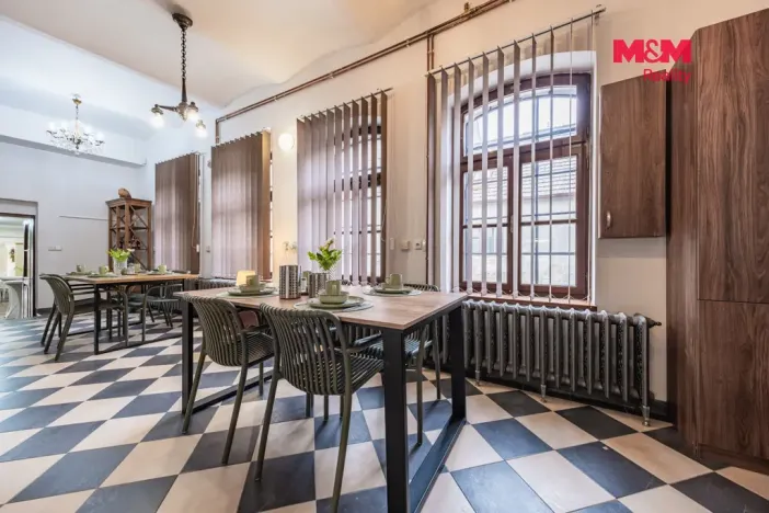 Pronájem rodinného domu, Rožďalovice, Tyršova, 300 m2