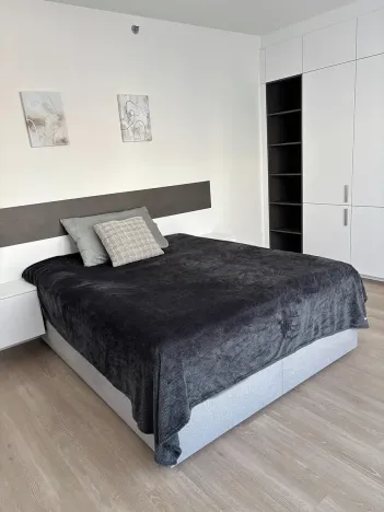 Pronájem bytu 3+kk, Praha - Vysočany, Hindlova, 72 m2