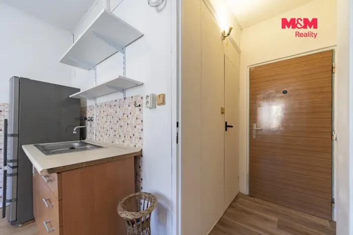 Prodej bytu 1+kk, Aš, Hlavní, 21 m2