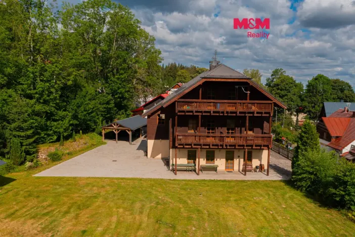 Prodej ubytování, Železná Ruda - Hojsova Stráž, 910 m2