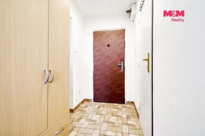 Prodej bytu 2+kk, Kralupy nad Vltavou - Lobeček, Krakovská, 40 m2