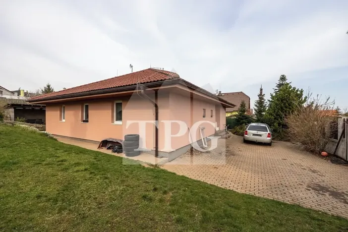 Prodej rodinného domu, Doubravčice, Pod vodárnou, 140 m2