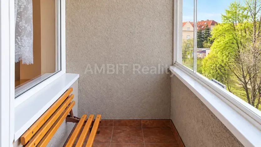 Pronájem bytu 3+1, Praha - Dejvice, Evropská, 80 m2