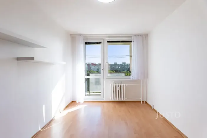 Pronájem bytu 3+kk, Praha - Petrovice, Rezlerova, 63 m2
