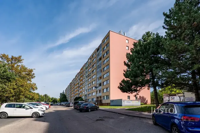 Pronájem bytu 3+kk, Praha - Petrovice, Rezlerova, 63 m2