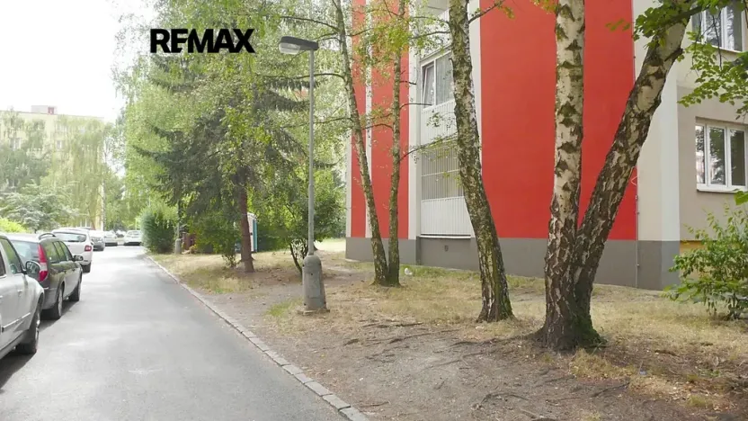Pronájem bytu 1+1, Kladno, Finská, 43 m2
