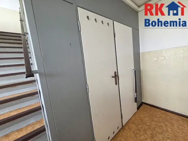 Pronájem bytu 3+1, Praha - Prosek, Vysočanská, 84 m2