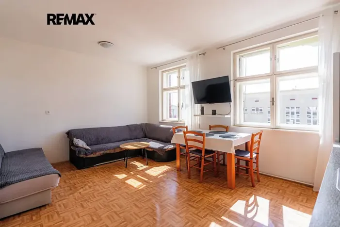Prodej ubytování, Veselí nad Moravou, Národních mučedníků, 190 m2