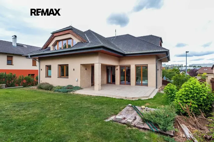 Prodej rodinného domu, Praha - Řeporyje, Havlůjové, 300 m2