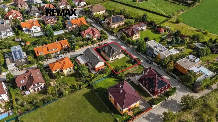 Prodej rodinného domu, Praha - Řeporyje, Havlůjové, 300 m2