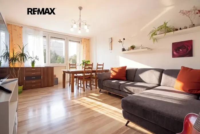 Prodej bytu 3+1, Praha - Řepy, Laudova, 74 m2
