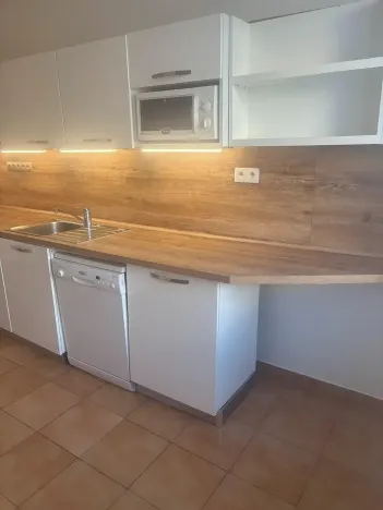 Pronájem bytu 3+1, Praha - Hodkovičky, Pod lysinami, 79 m2