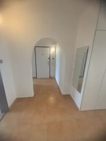 Pronájem bytu 3+1, Praha - Hodkovičky, Pod lysinami, 79 m2