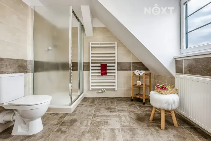 Prodej ubytování, Hluboká nad Vltavou, nám. Čsl. armády, 533 m2
