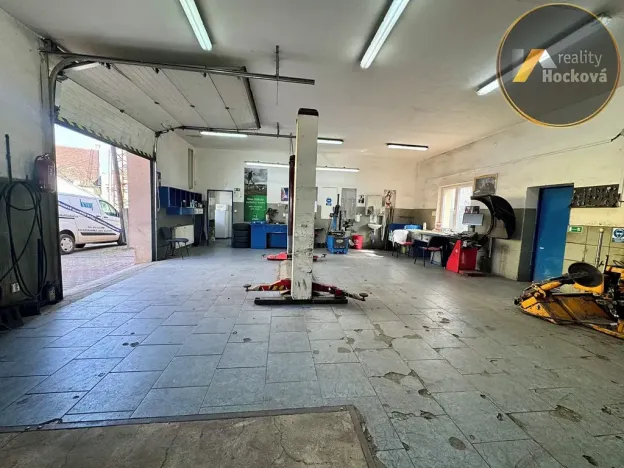 Pronájem obchodního prostoru, Kladno, Železárenská, 106 m2
