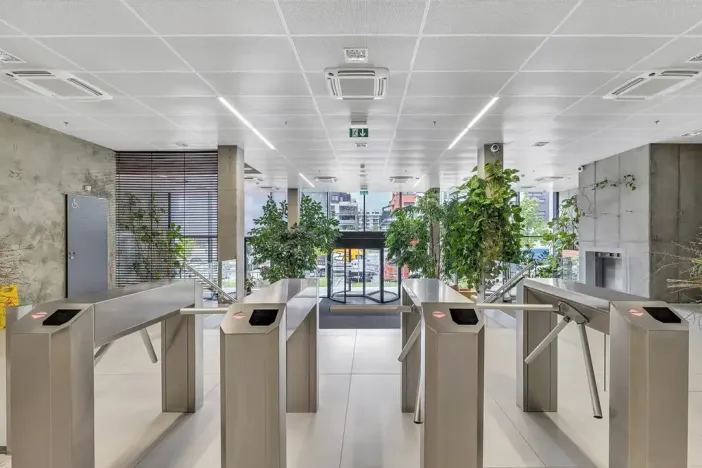 Pronájem kanceláře, Praha - Stodůlky, náměstí Junkových, 1500 m2
