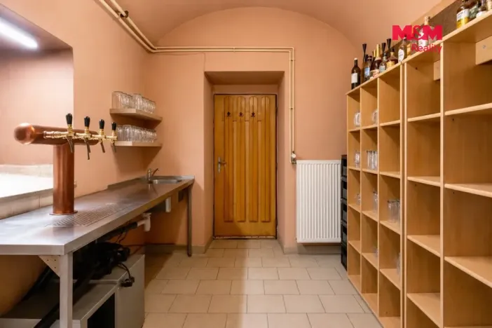 Prodej restaurace, Bílá Lhota - Měník, 190 m2