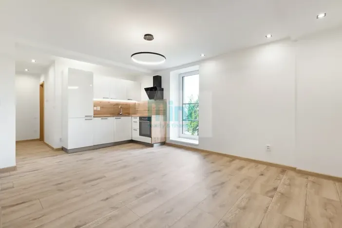 Prodej bytu 2+kk, Háj ve Slezsku, Slezská, 41 m2