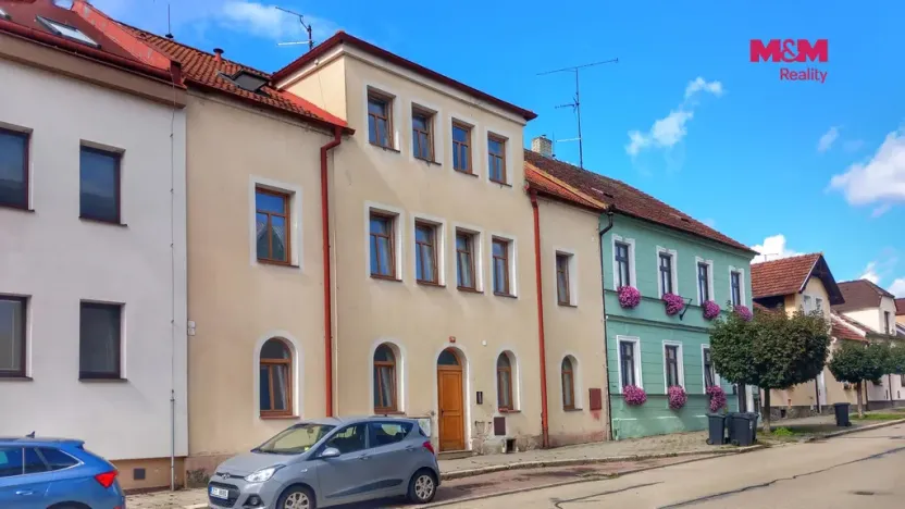 Prodej bytu 1+1, Jindřichův Hradec - Jindřichův Hradec II, 9. května, 48 m2