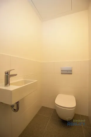 Prodej bytu 3+kk, Praha - Modřany, Kolmanova, 68 m2