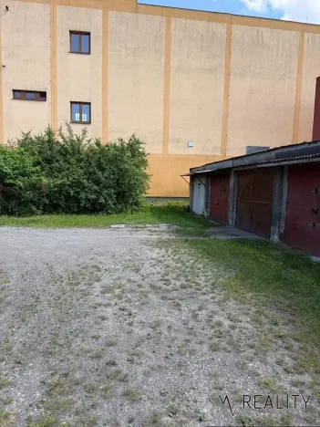 Pronájem garáže, Ostrava, Newtonova, 19 m2