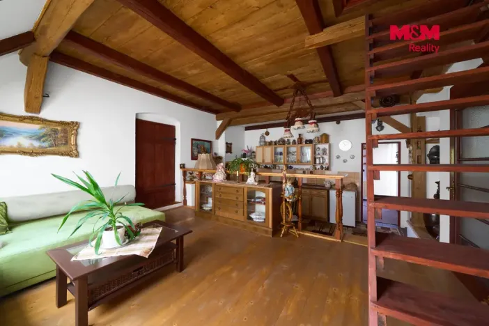 Prodej rodinného domu, Božanov, 263 m2