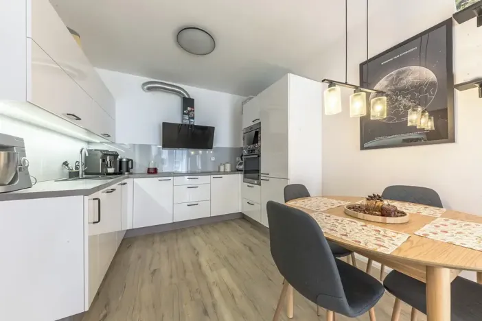 Prodej bytu 2+kk, Praha - Hostavice, U Hostavického potoka, 50 m2