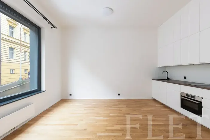 Pronájem bytu 1+kk, Praha - Smíchov, Grafická, 30 m2