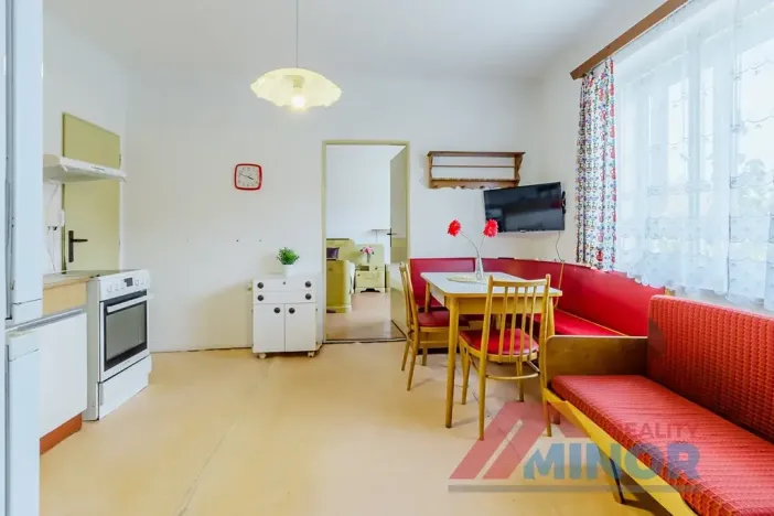 Prodej rodinného domu, Řisuty, 190 m2