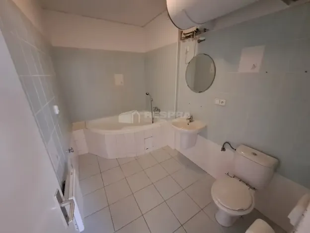 Pronájem bytu 2+1, Praha - Břevnov, Šlikova, 70 m2