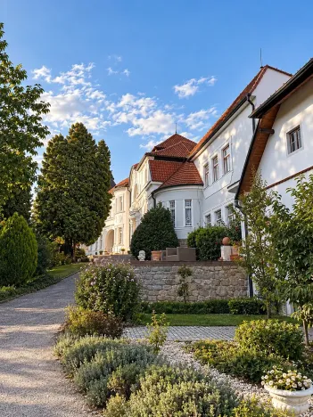 Prodej vily, Zliv, Klostermannova, 800 m2