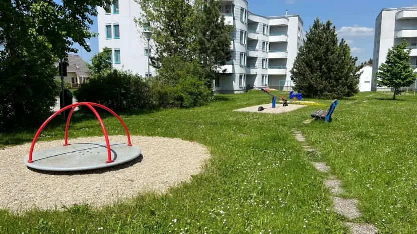 Prodej bytu 1+kk, Třeboň - Třeboň II, U Francouzů, 36 m2