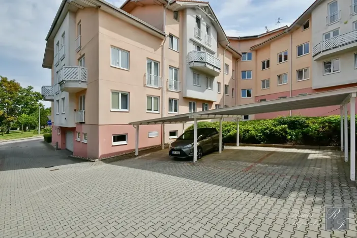 Prodej bytu 3+kk, Praha - Dolní Chabry, Spořická, 84 m2