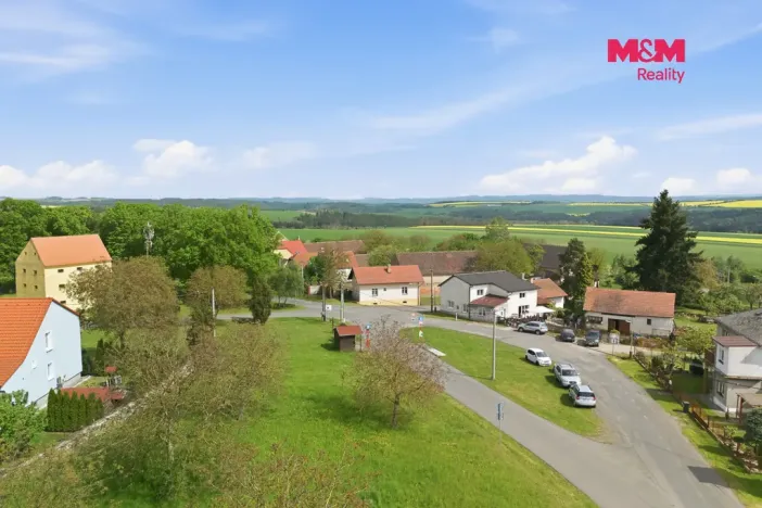 Prodej pozemku pro bydlení, Břežany, 8048 m2