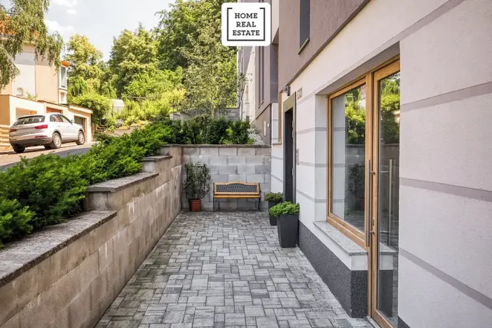 Prodej bytu 3+kk, Karlovy Vary, Šumavská, 171 m2