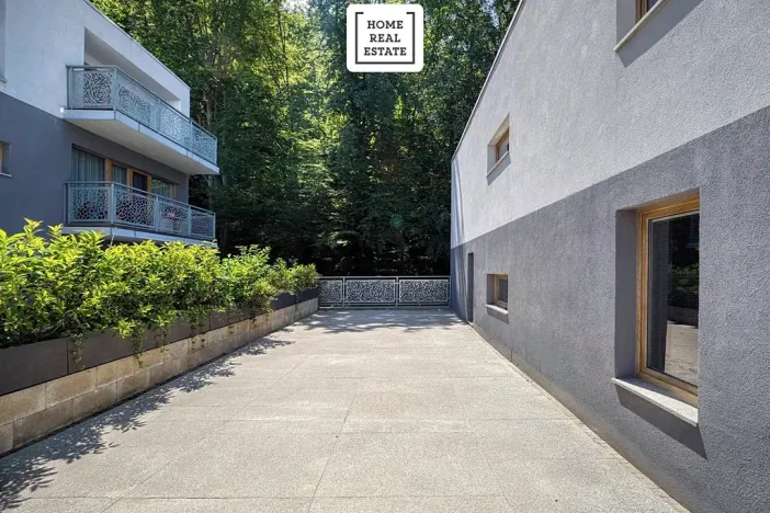 Prodej bytu 3+kk, Karlovy Vary, Šumavská, 171 m2