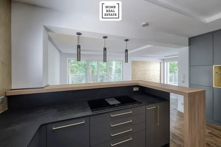 Prodej bytu 3+kk, Karlovy Vary, Šumavská, 171 m2