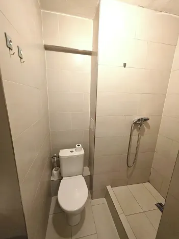 Pronájem bytu 1+kk, Praha - Radotín, Vrážská, 27 m2