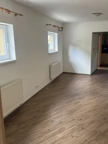Pronájem bytu 2+kk, Ostrov, 70 m2