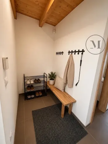 Pronájem chaty, Horní Planá, Náměstí, 94 m2