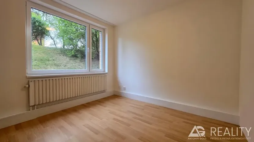 Pronájem bytu 3+1, Praha - Dejvice, Krohova, 76 m2
