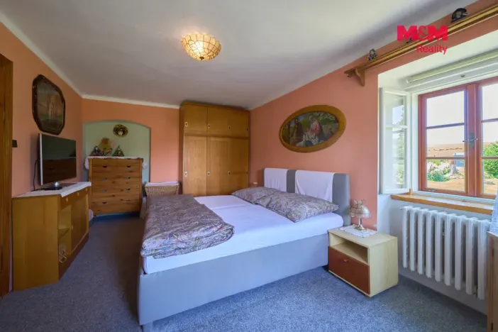 Prodej historického objektu, Božanov, 263 m2