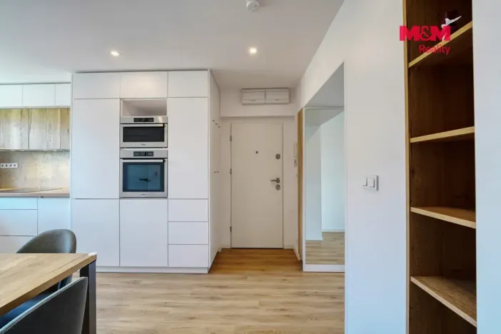 Pronájem bytu 3+kk, Plzeň - Jižní Předměstí, Čermákova, 66 m2